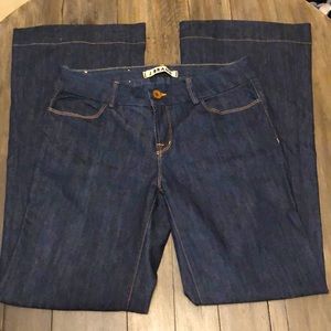 ♥️ J BRAND MONROE STYLE DARK JEANS ♥️